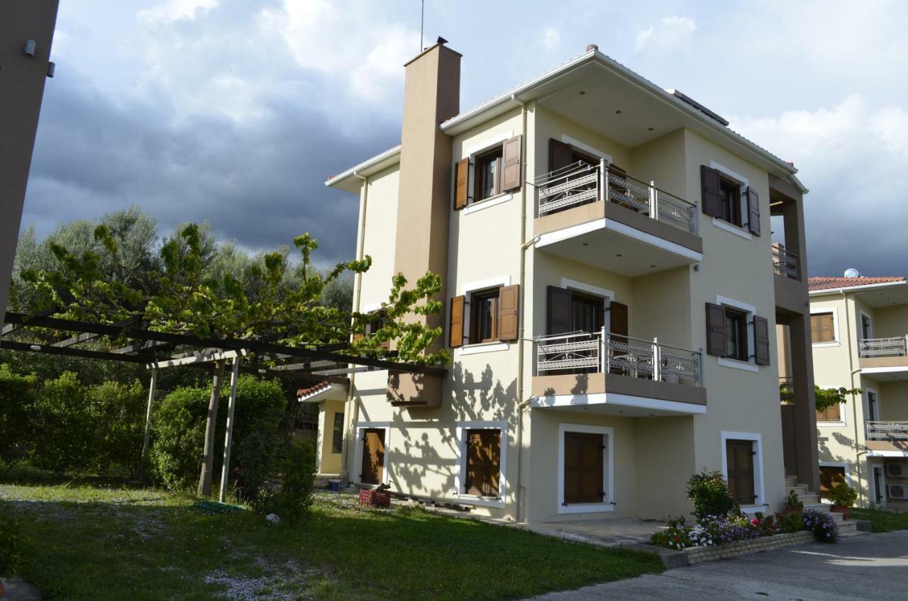 Agnanti Villa